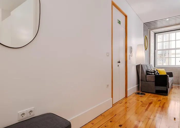 Flores Street 아파트 *