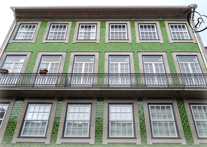 아파트 Flores Street