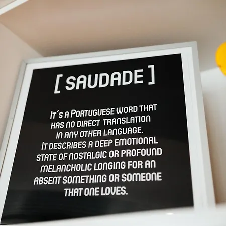 Flores Street Apartmán *