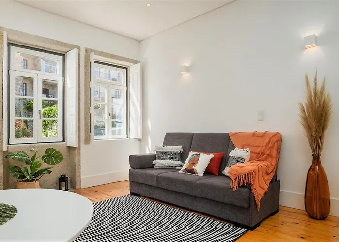 Flores Street 公寓